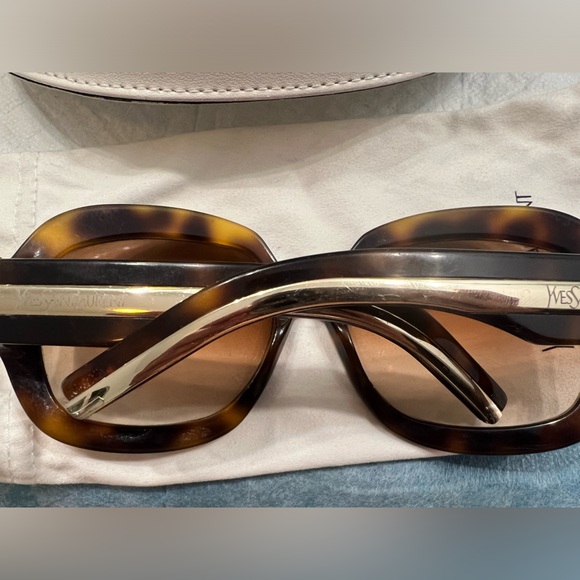 Yves st laurent oversized tortoise glasses good condition - Picture 2 of 5